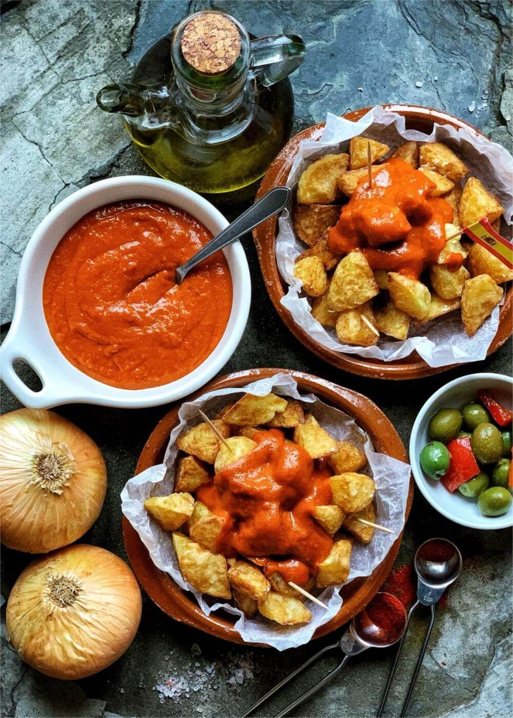 Patatas Bravas - Klassisches Spanisches Tapas-Gericht